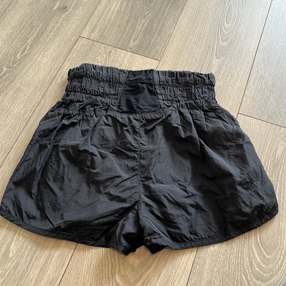 FP Movement Way Home Shorts Size Small Black Gym Yoga Running Lounge - Picture 5 of 10